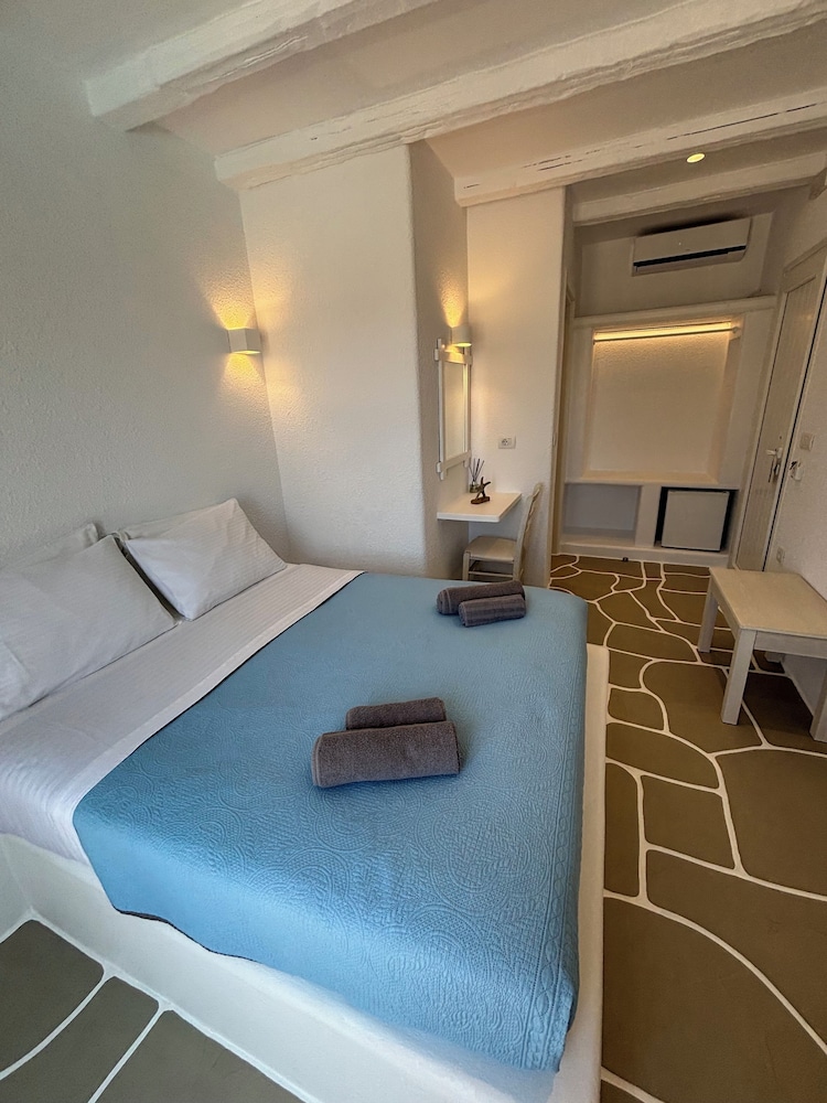 SUPERIOR, DOUBLE BED