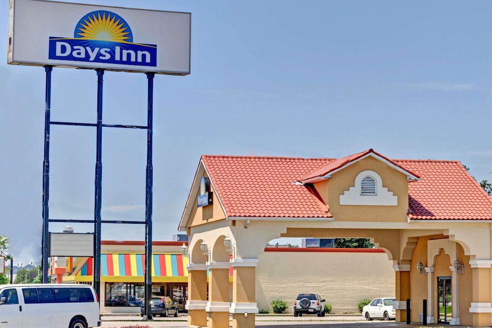 Days Inn By Wyndham Louisville Airport Fair And Expo Center 5/32