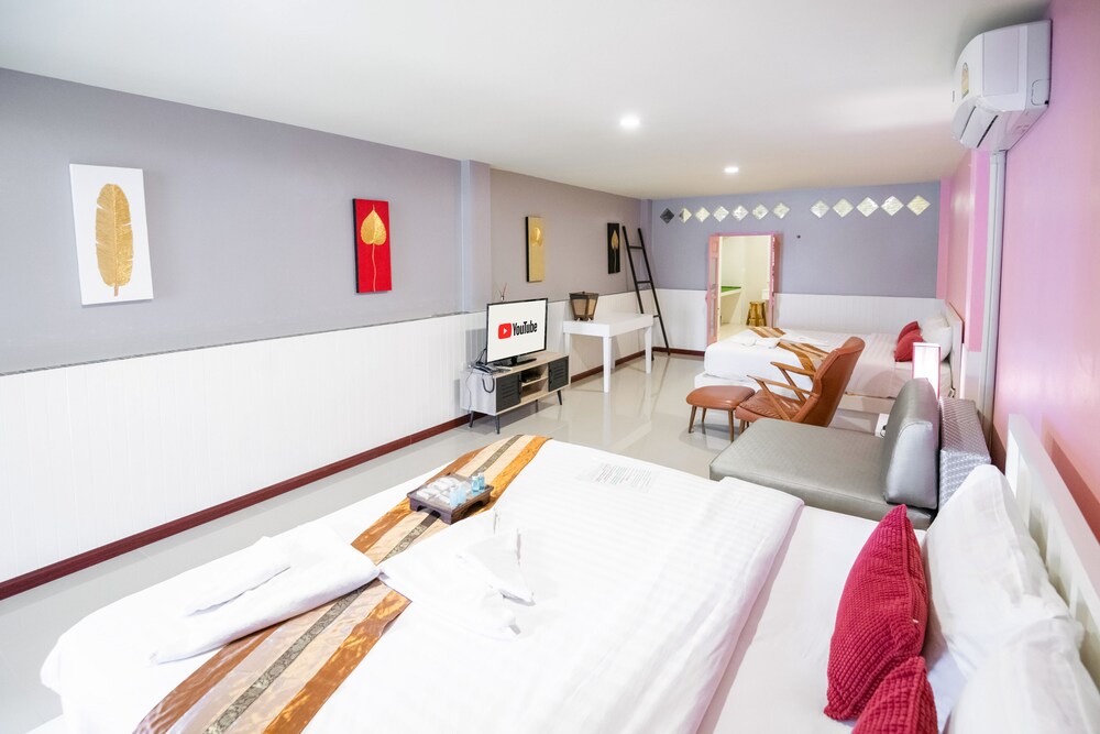 Talay Sai Hotel At Thung Wua Laen 31/76