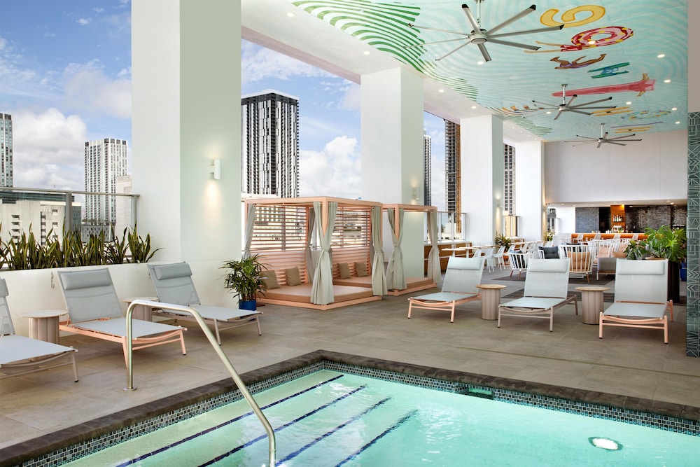 YOTEL Miami, Select by Hilton 19/48