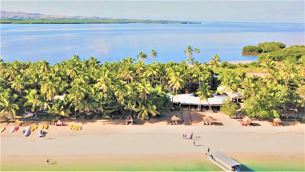 Likuri Island Resort Fiji 60/65