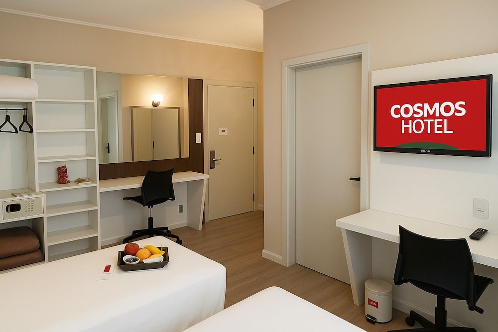 Cosmos Hotel 25/52