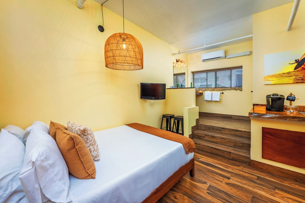 Ohana, Queen Bed