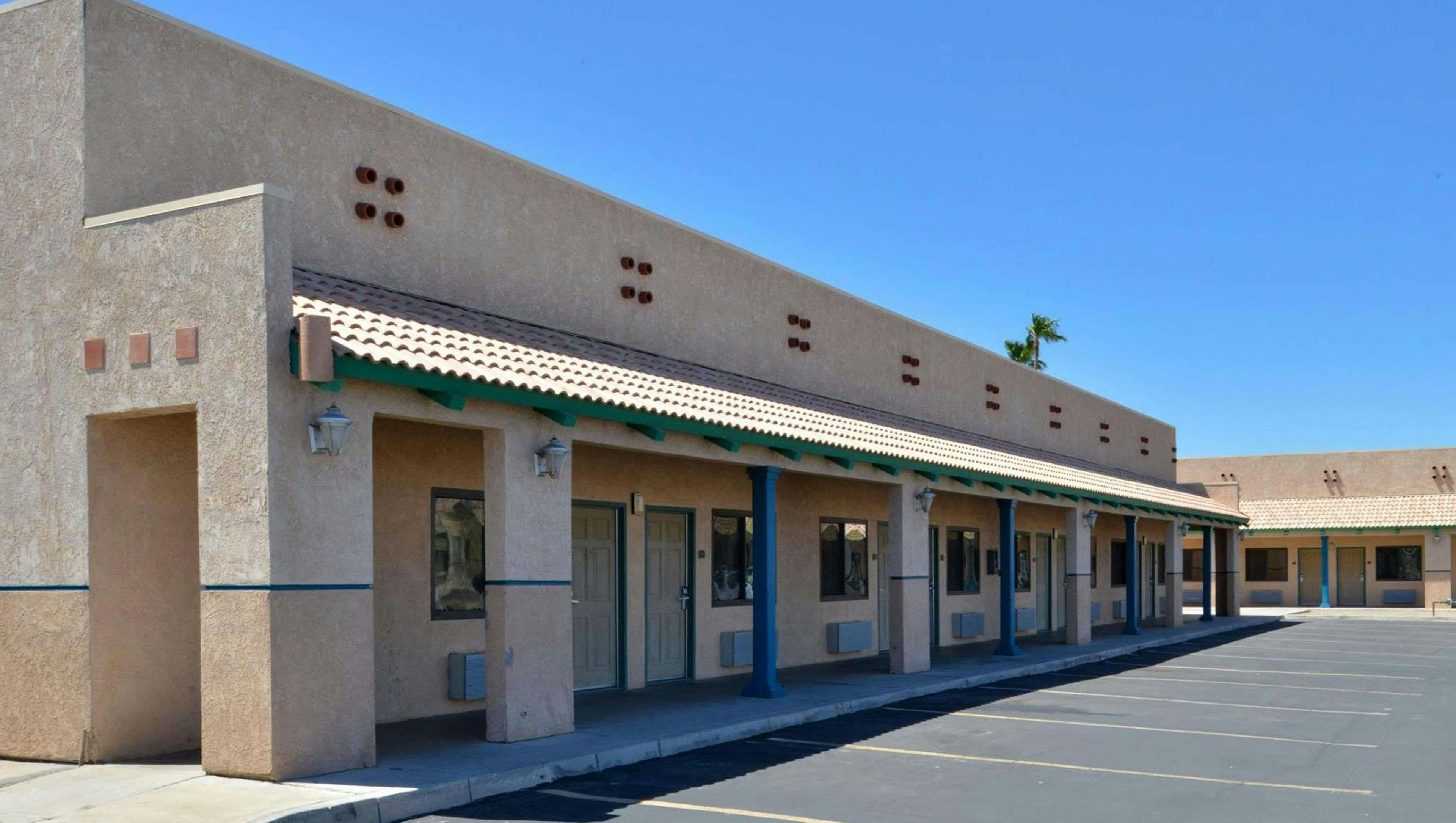 M Star Inn And Suites Blythe 2/36