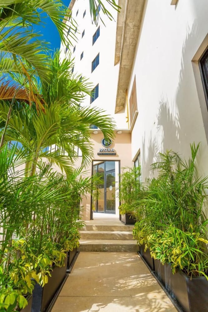 Mura Hotel Boutique 50/62