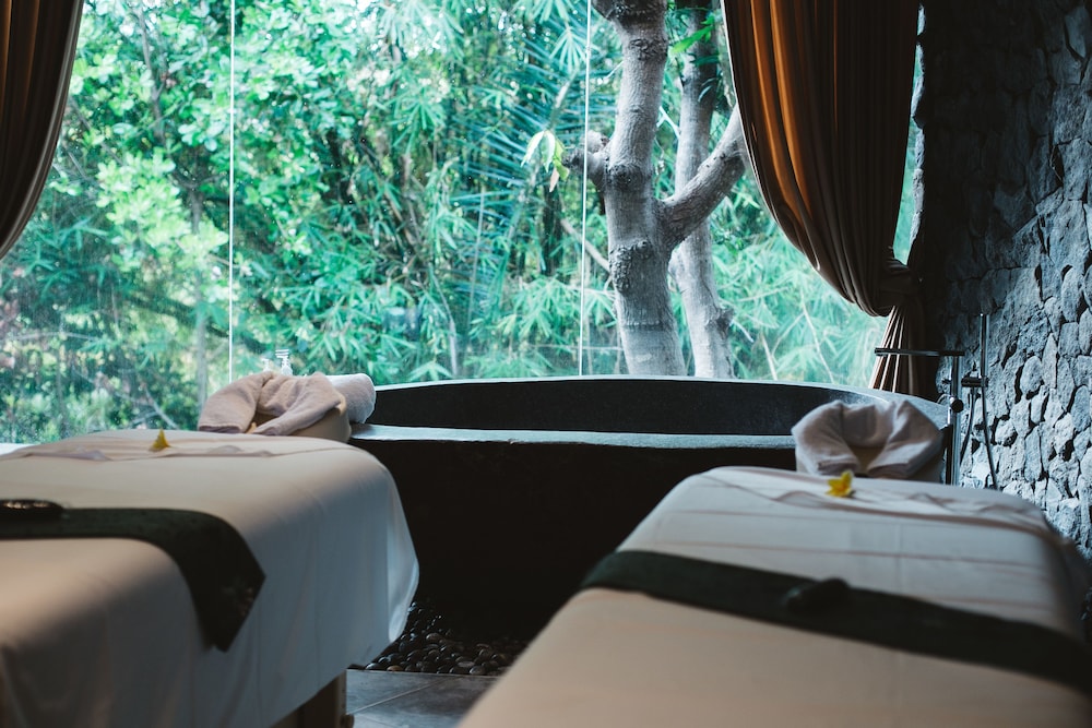 Theanna Eco Villa And Spa 60/72