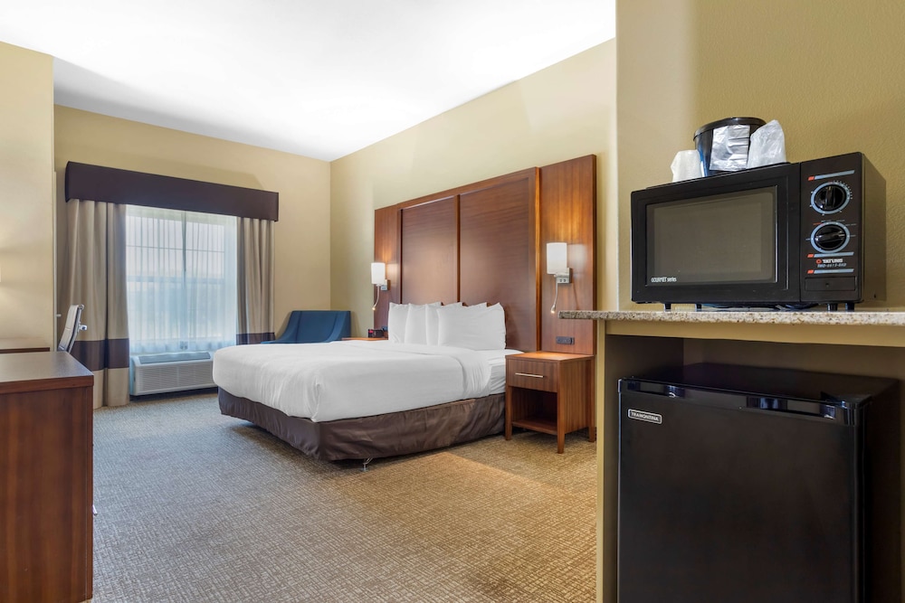 Best Western Texas City 18/37