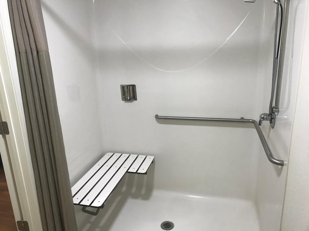 Motel6 Troutville, VA 39/54