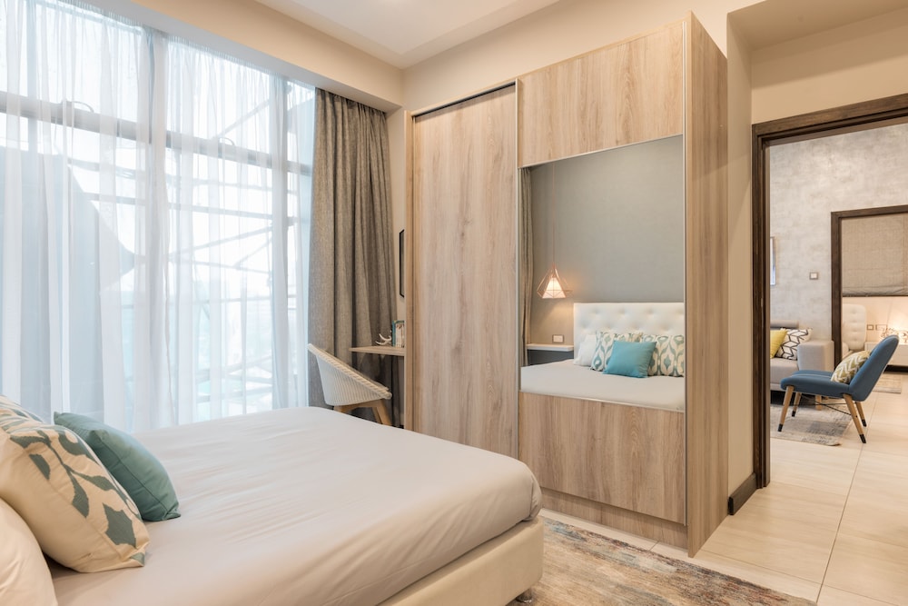 2 BEDROOMS, DELUXE, SUITE