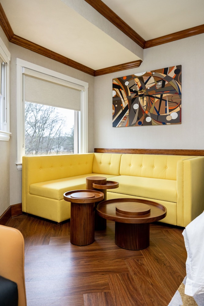 Chateau Merrimack Resort & Spa 15/19