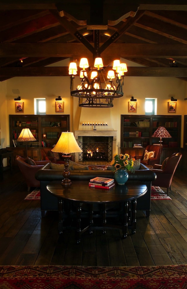 Hermosa Inn 6/44