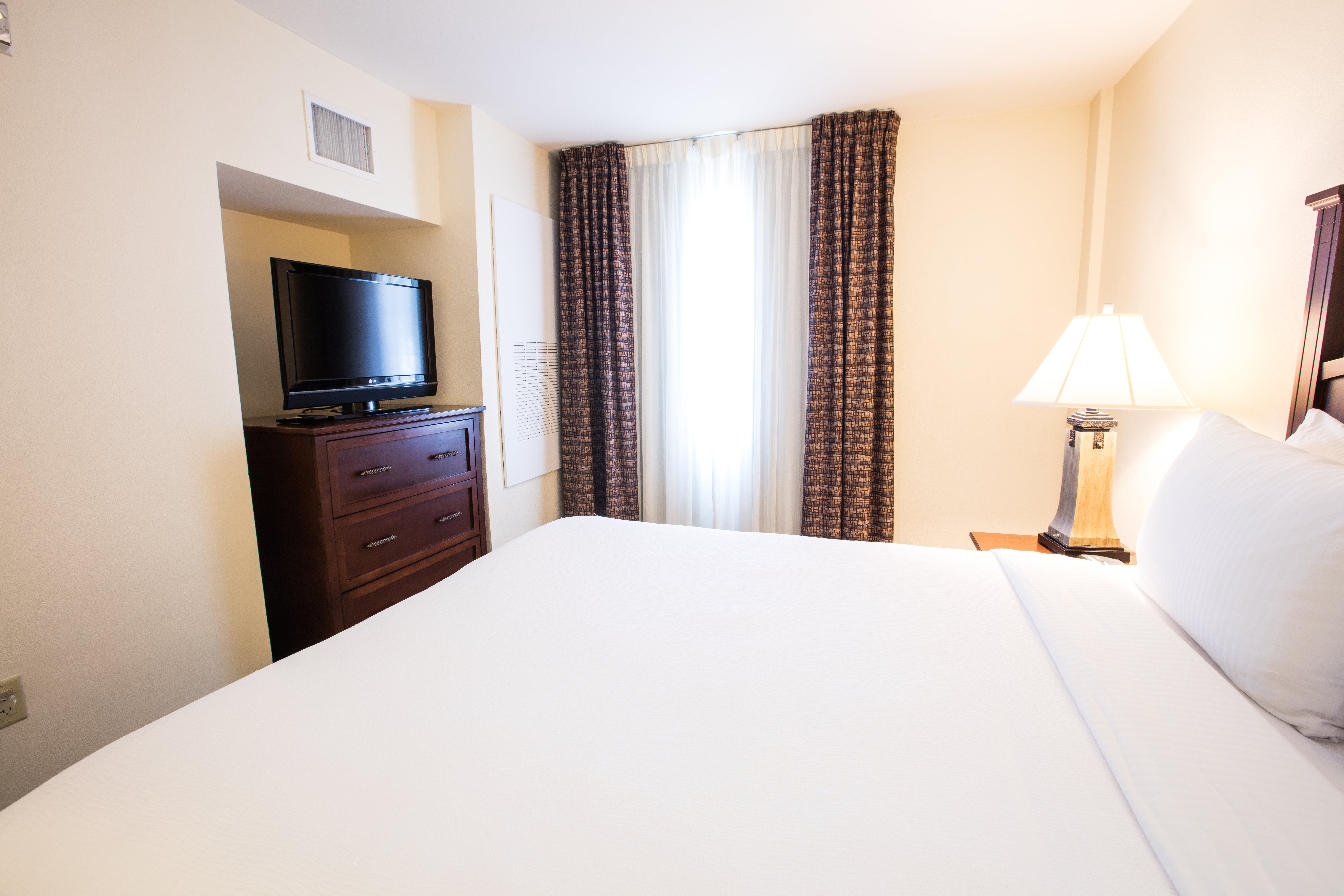 STAYBRIDGE SUITES AUSTIN AIRPORT 13/50
