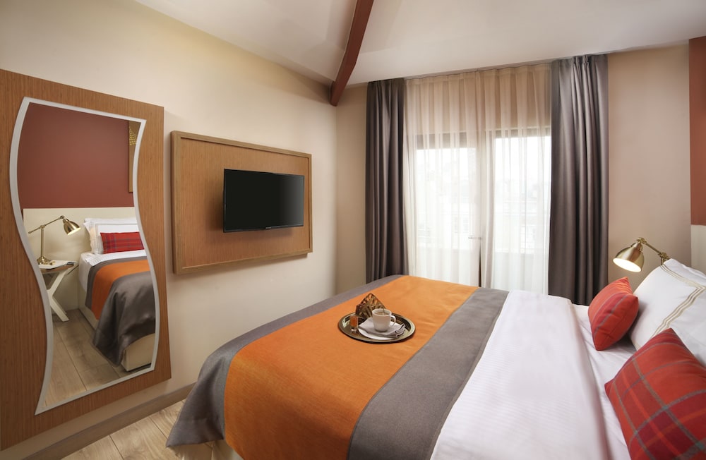 The Fox Hotel Taksim 26/69