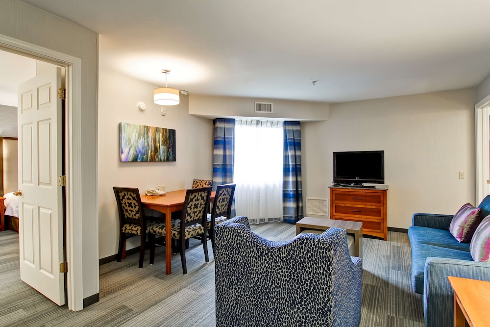 Homewood Suites By Hilton Stratford 29/51