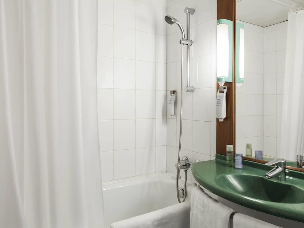 ibis Douala 65/65