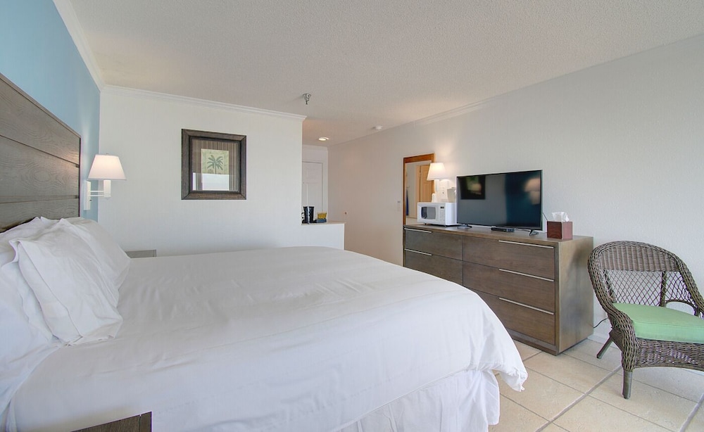Ocean Isle Inn 12/50