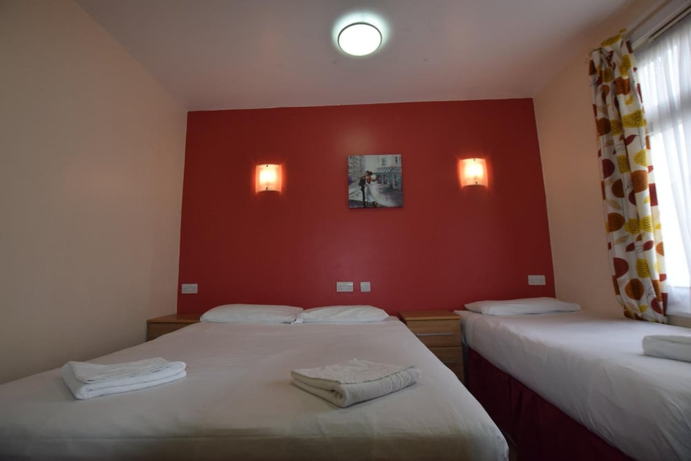 Cranbrook Hotel London 15/55