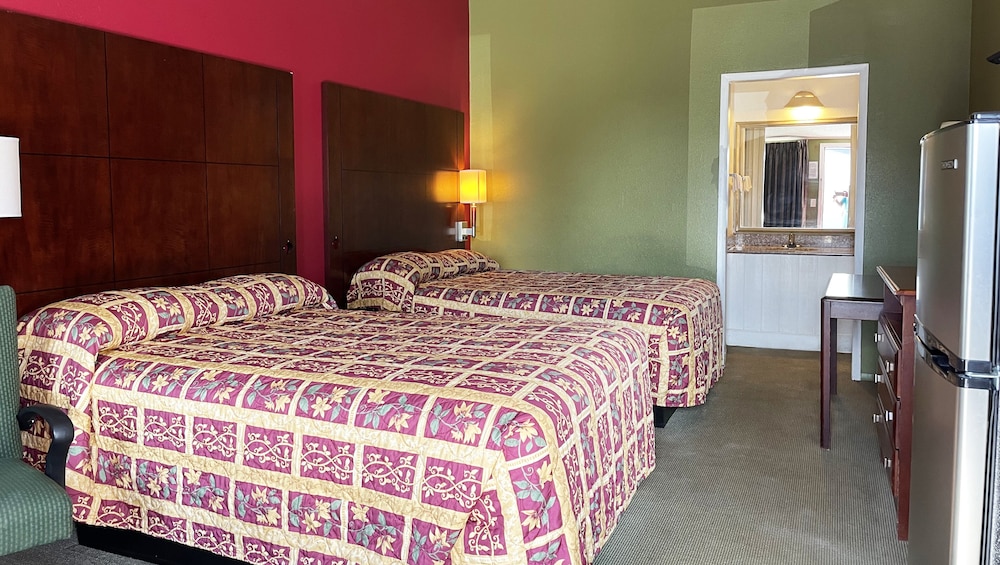 Express Inn 7/34