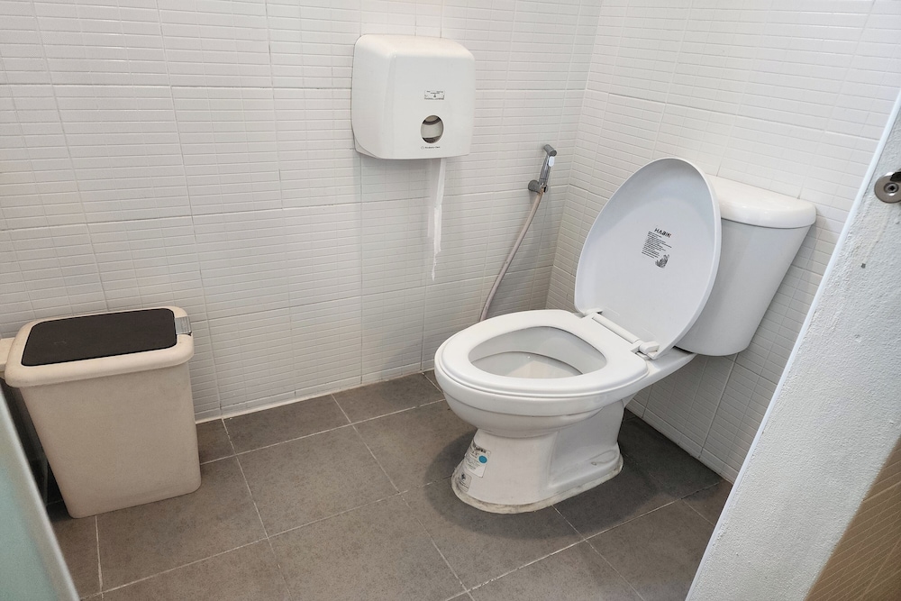 Ease Hostel 30/34