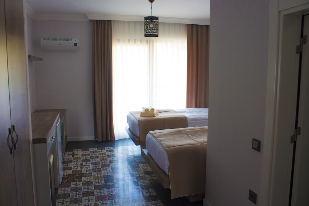Sedir Park Bungalow Hotel 15/50