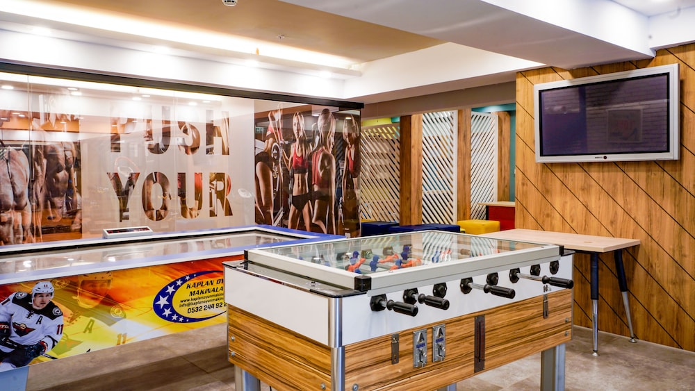 Istanbul Beach Hotel 8/50