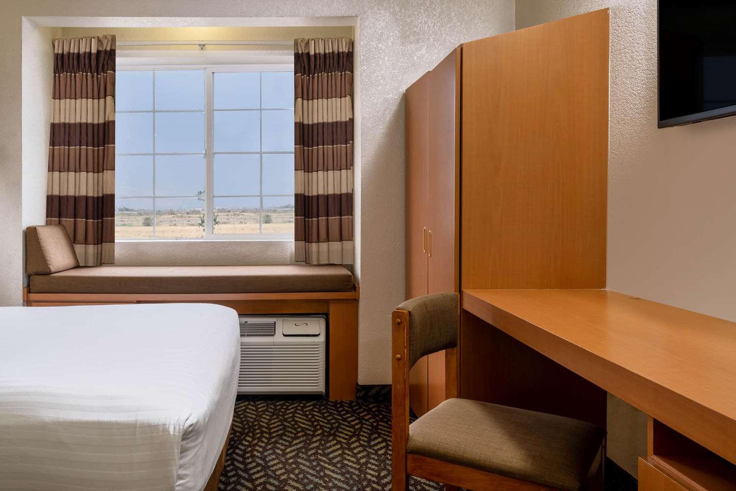 Microtel Inn & Suites By Wyndham Salt Lake City Airport 28/47