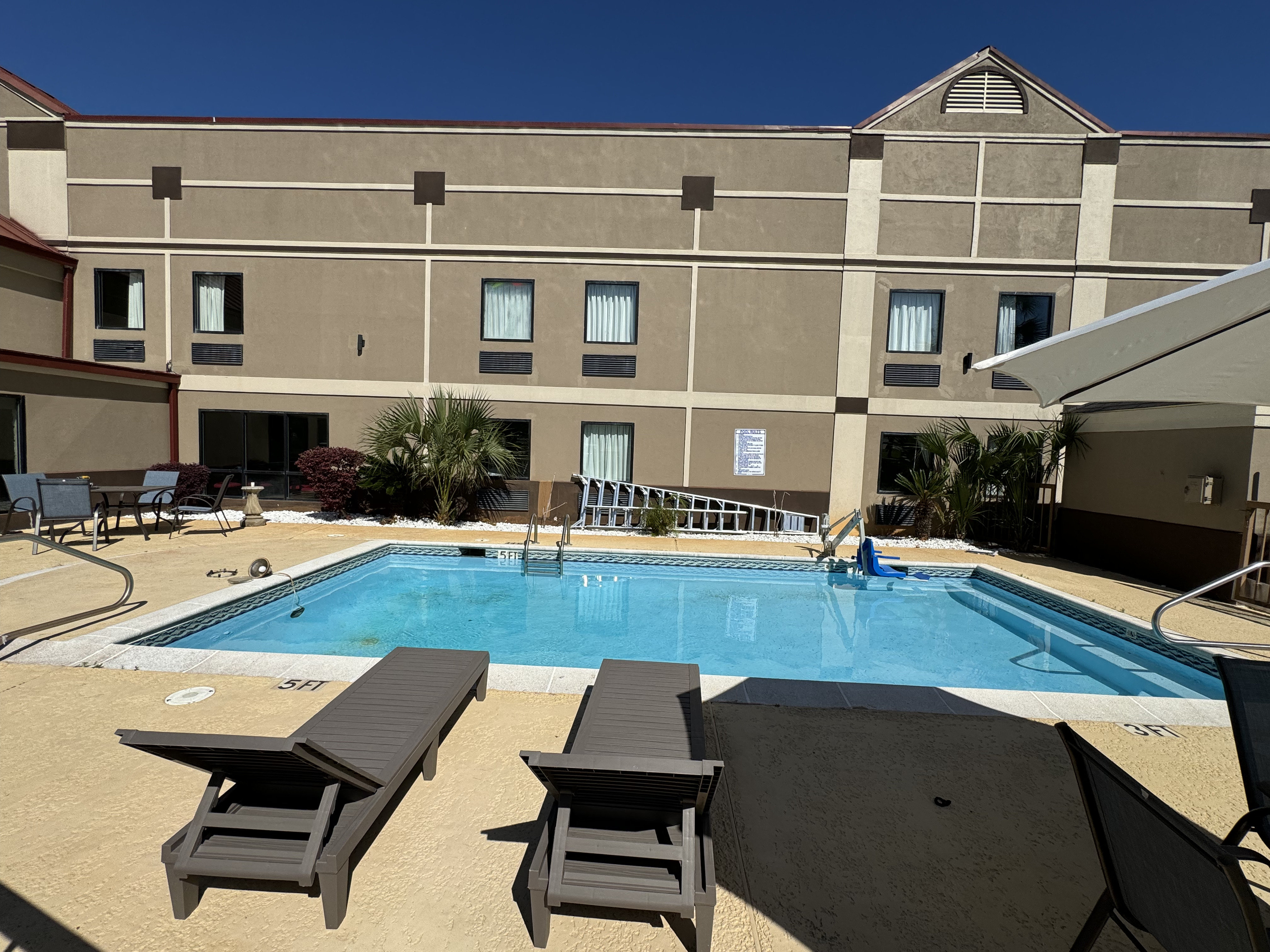 Red Roof Inn Moss Point 18/18