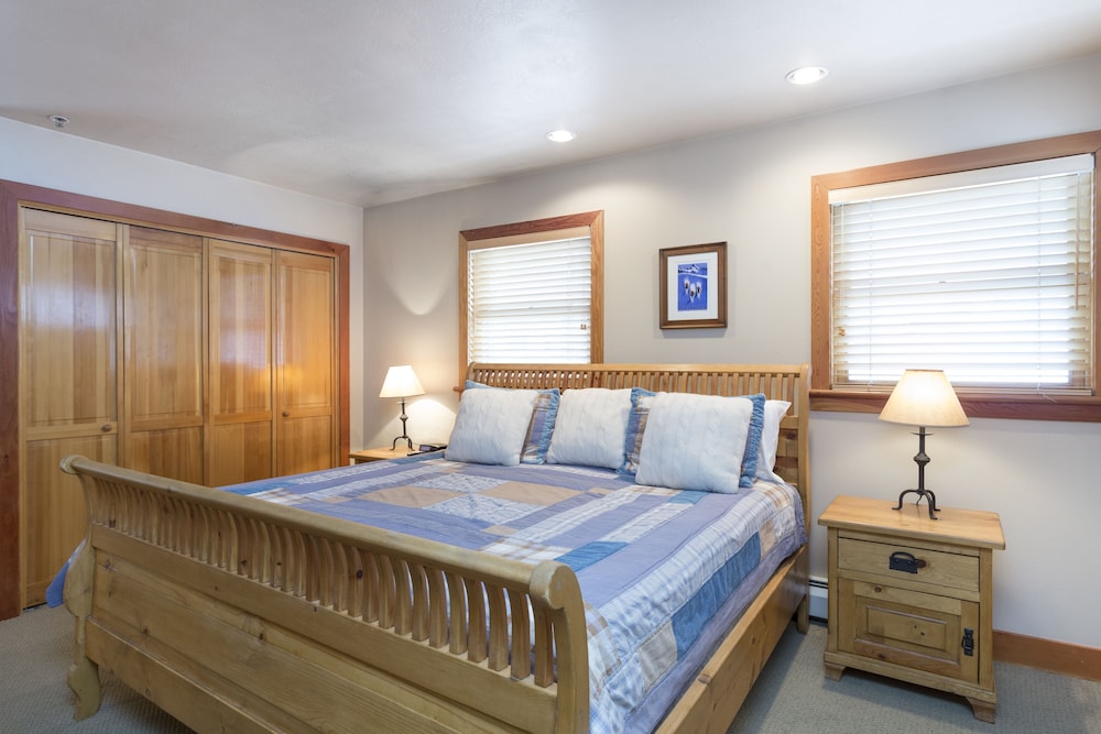 Deer Valley's Signature Collection 26/74