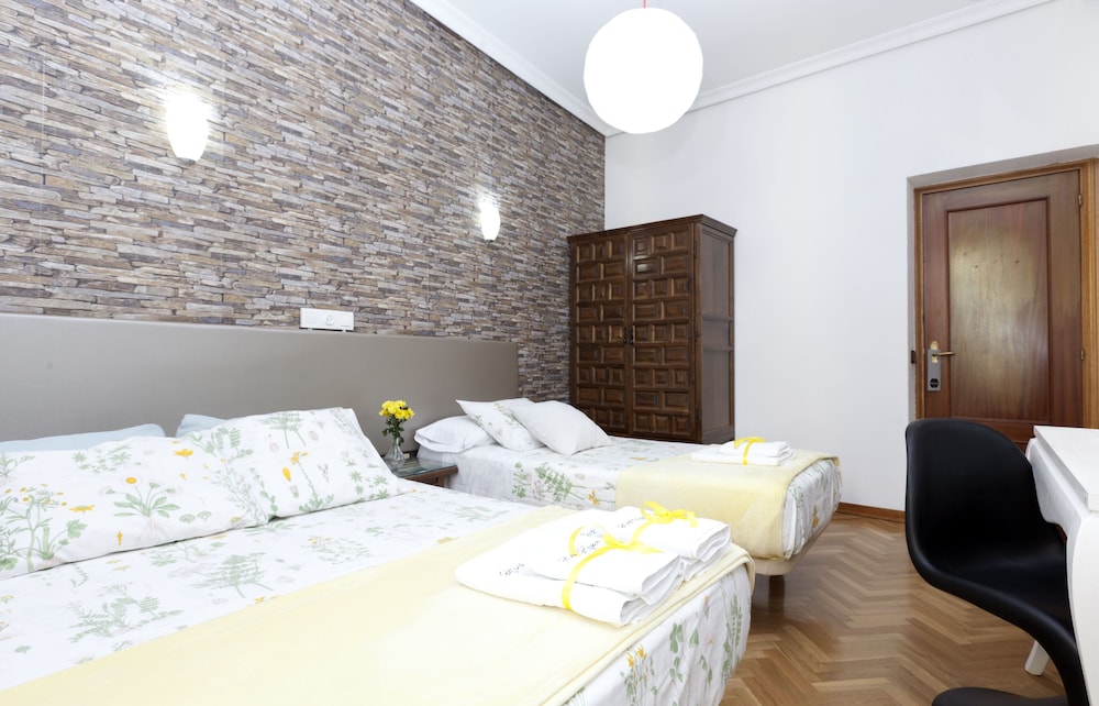 Hostal Hispano 60/67