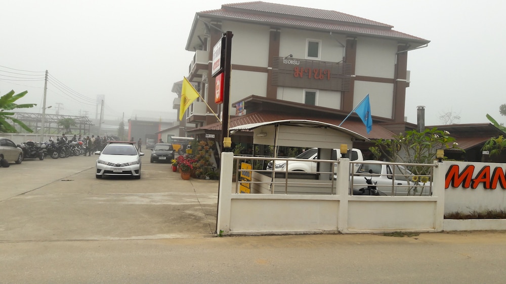 Mana Hotel 3/50