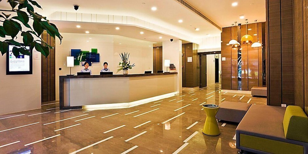 Holiday Inn Express Xi an High Tech Zone North 6/50