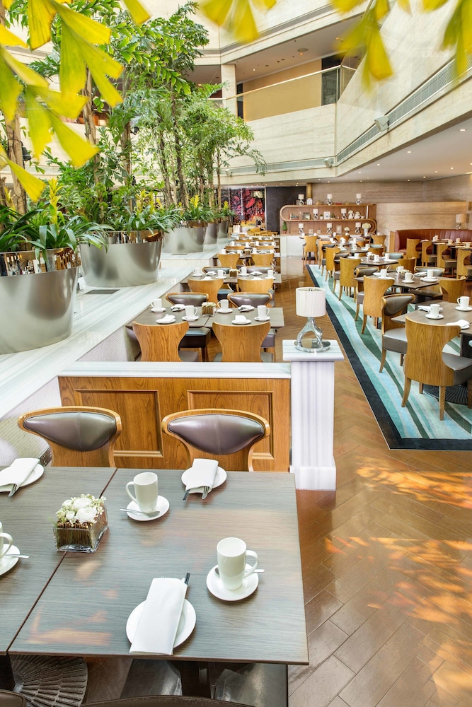 The Kunlun Jing An, WorldHotels Elite 45/54