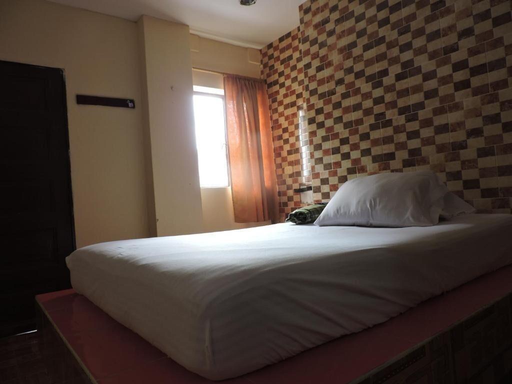 Hotel Ayacucho Real 15/20