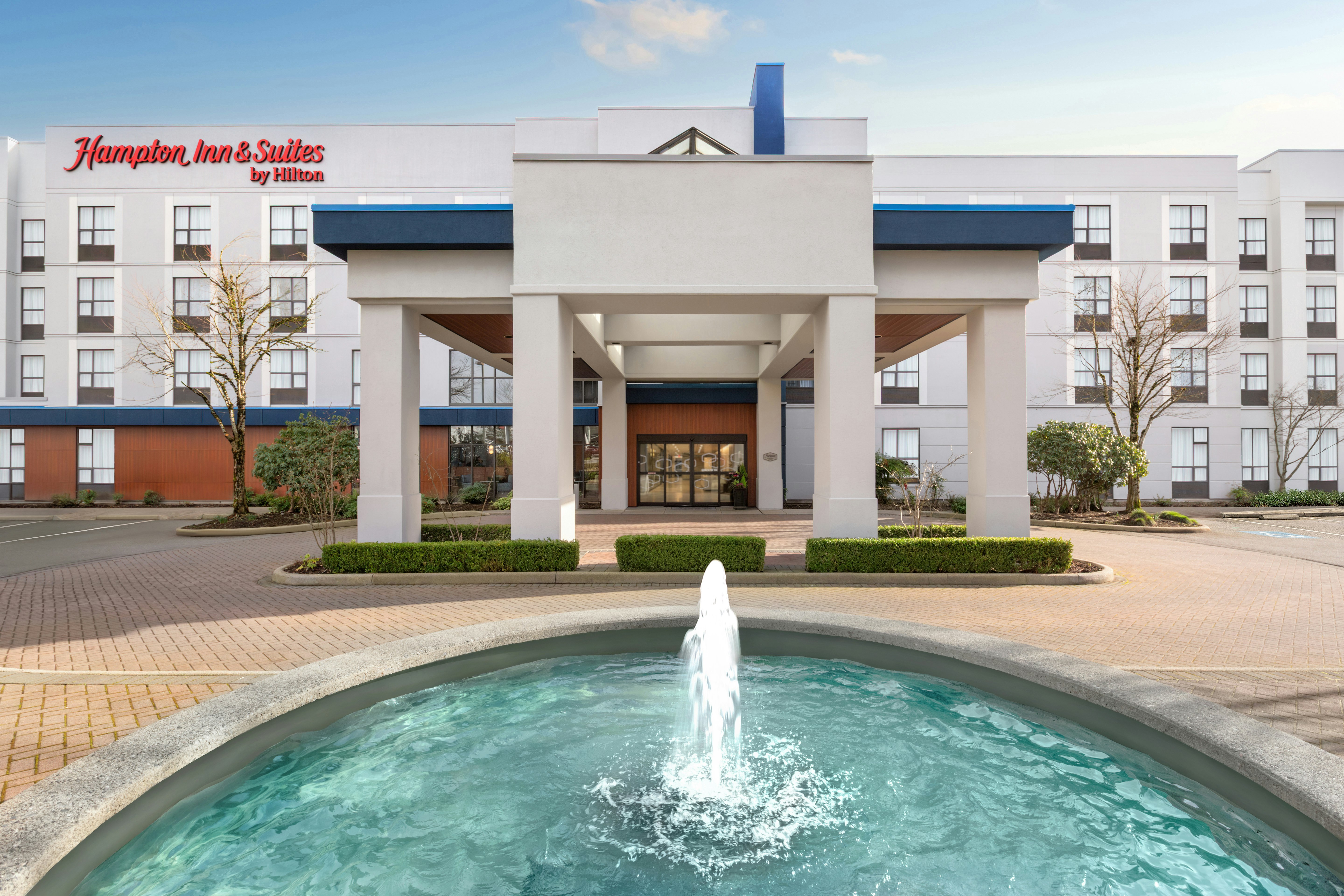 Hampton Inn and Suites by Hilton Langley Surrey 6/72