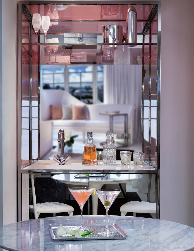 SLS South Beach Miami 29/33