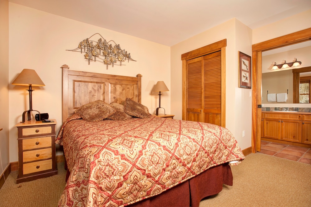 Springs 2 Bed 3 Bath Murphy 16/50