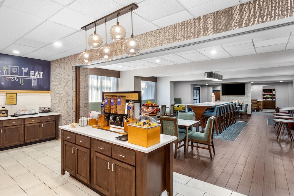 restaurant cafeteria