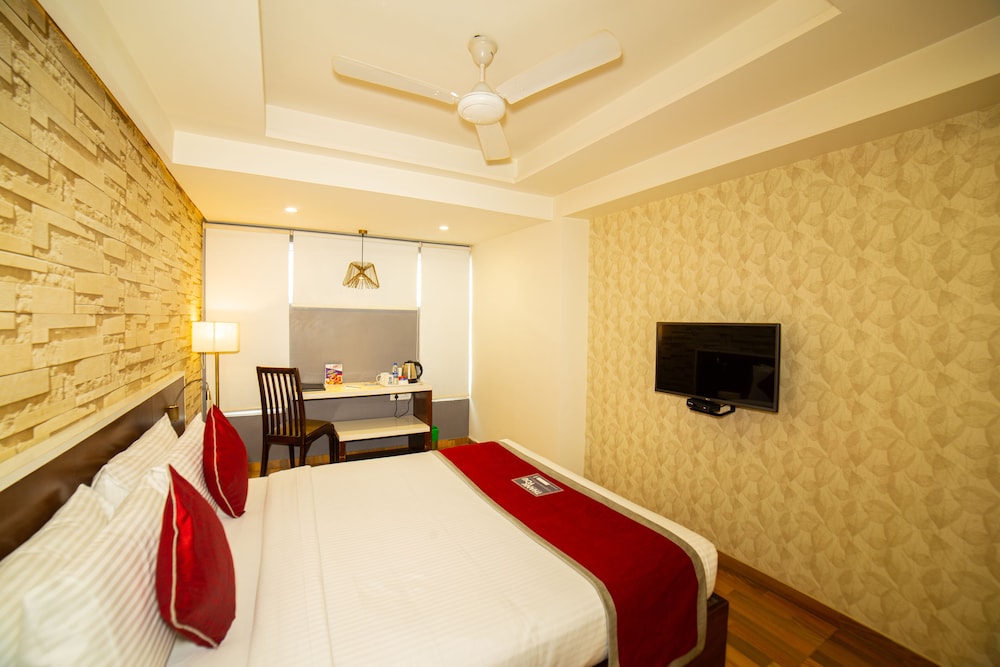 STUDIO, QUEEN BED, ACCESSIBLE