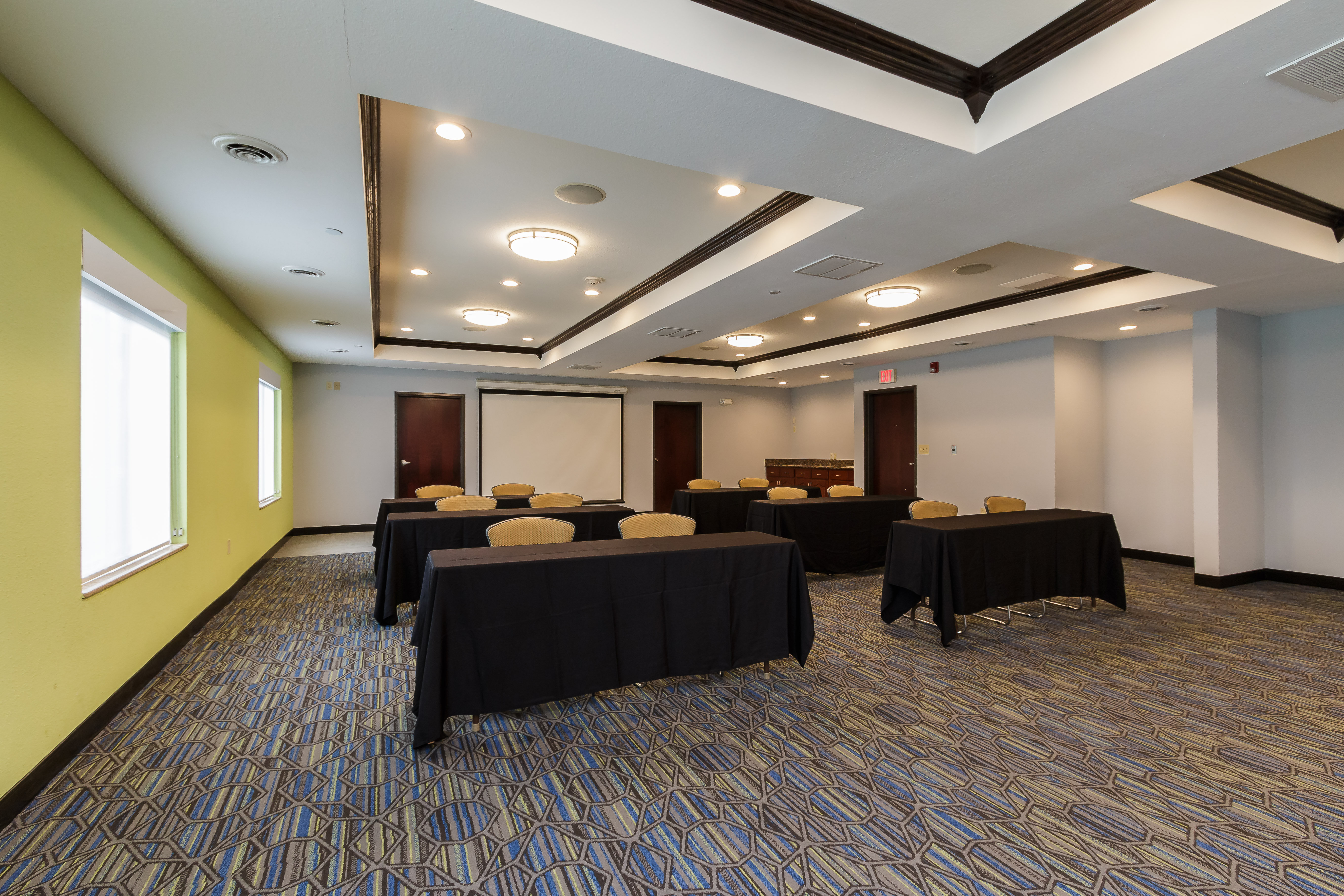 Holiday Inn Express Hotel & Suites South Bend 51/63