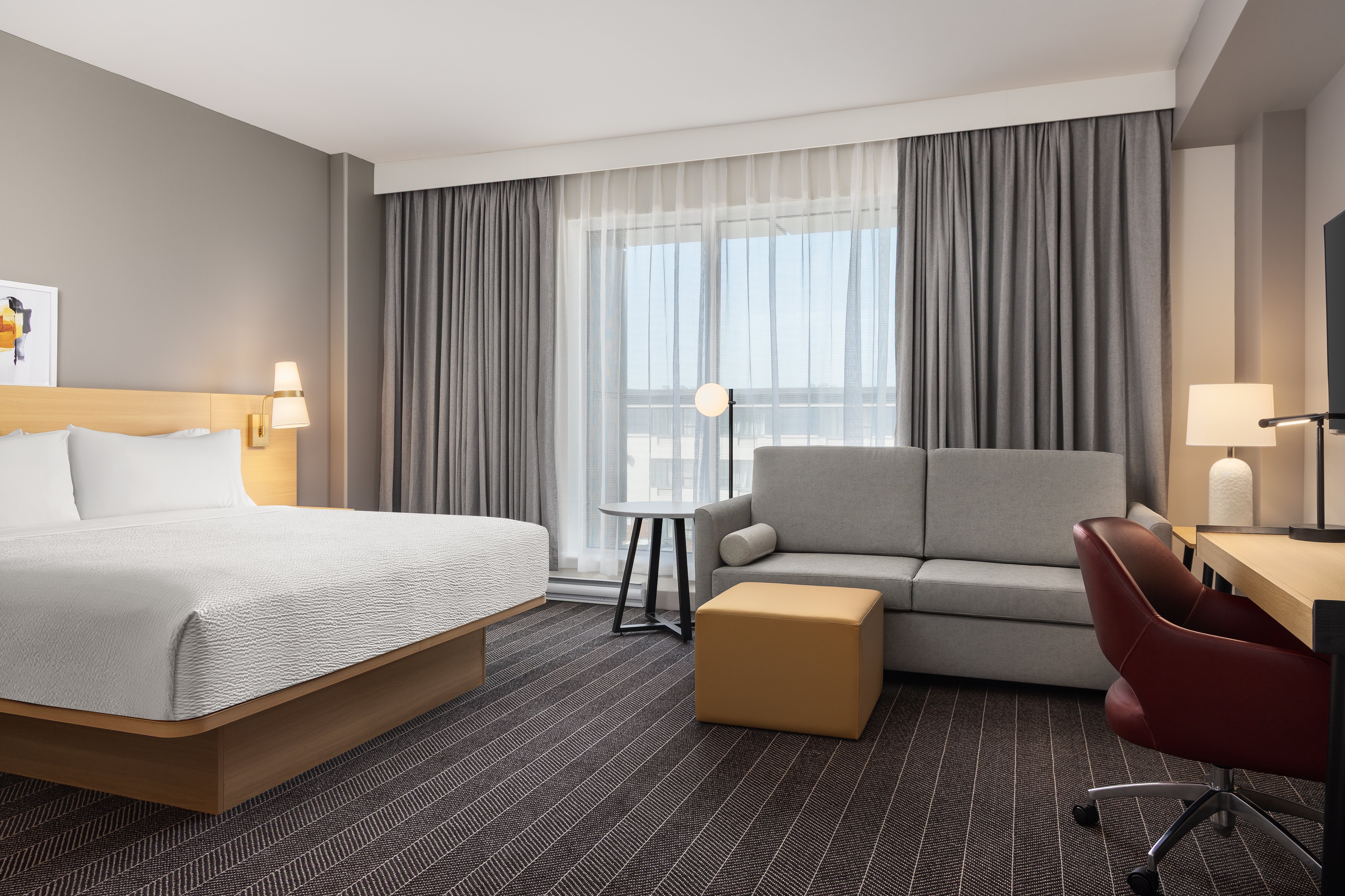 Staybridge Suites Montreal Airport - St-Laurent 17/50