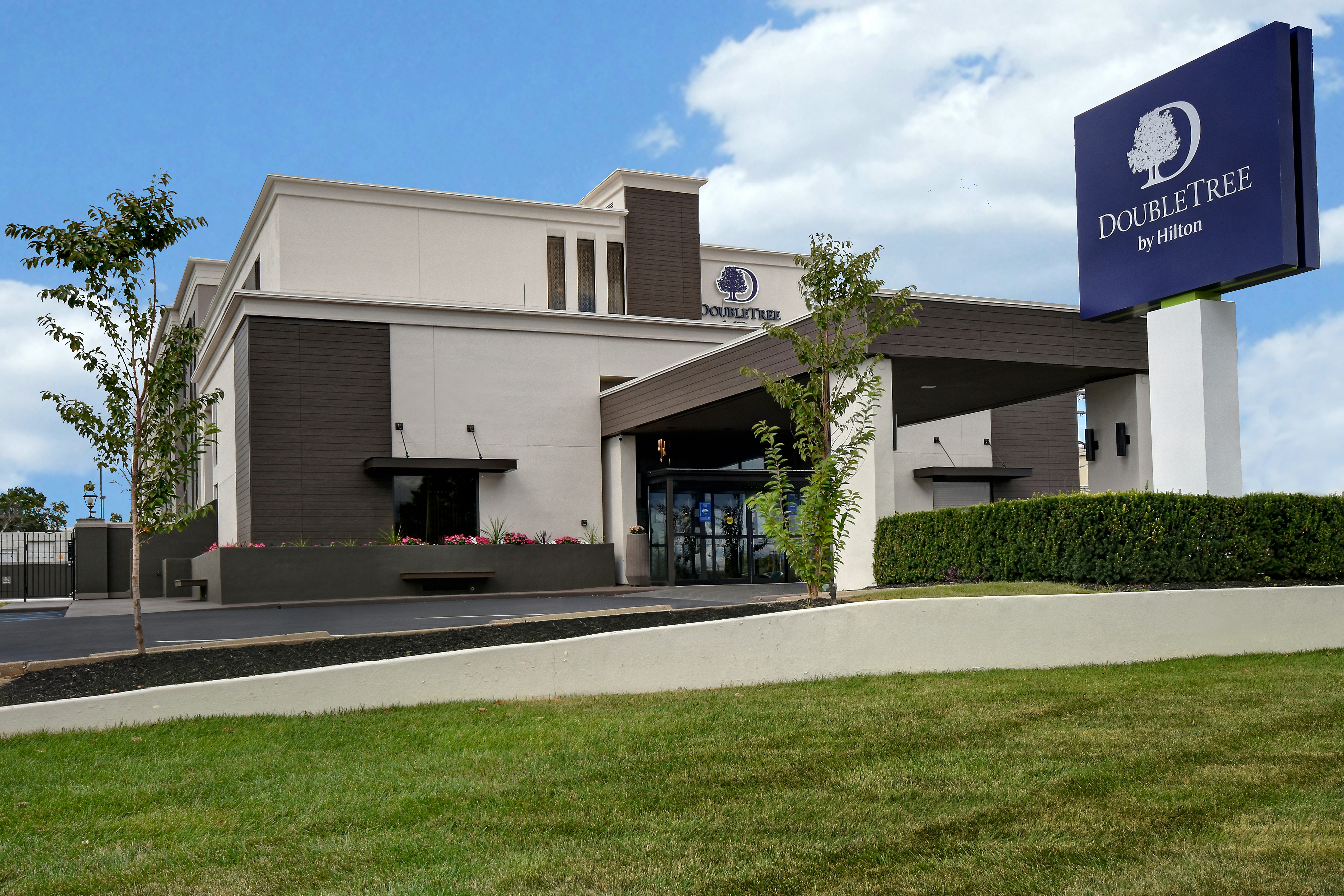 Doubletree By Hilton St Louis Airport Mo 59/59