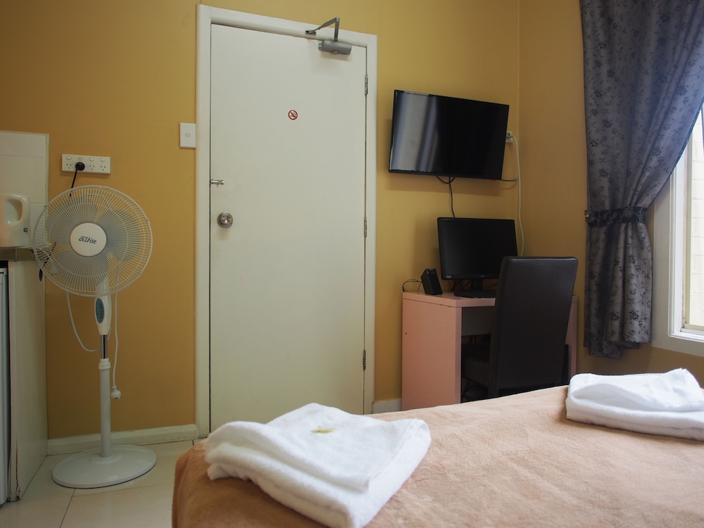CENTRAL PRIVATE HOTEL 15/55