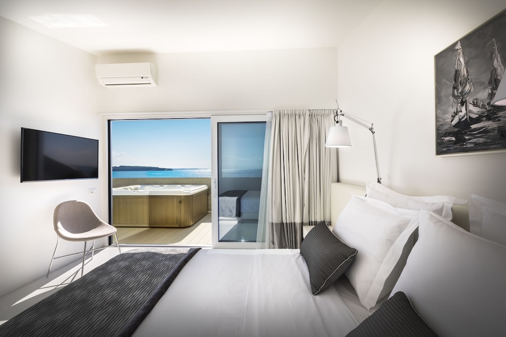 Rivalmare Boutique Hotel 7/50