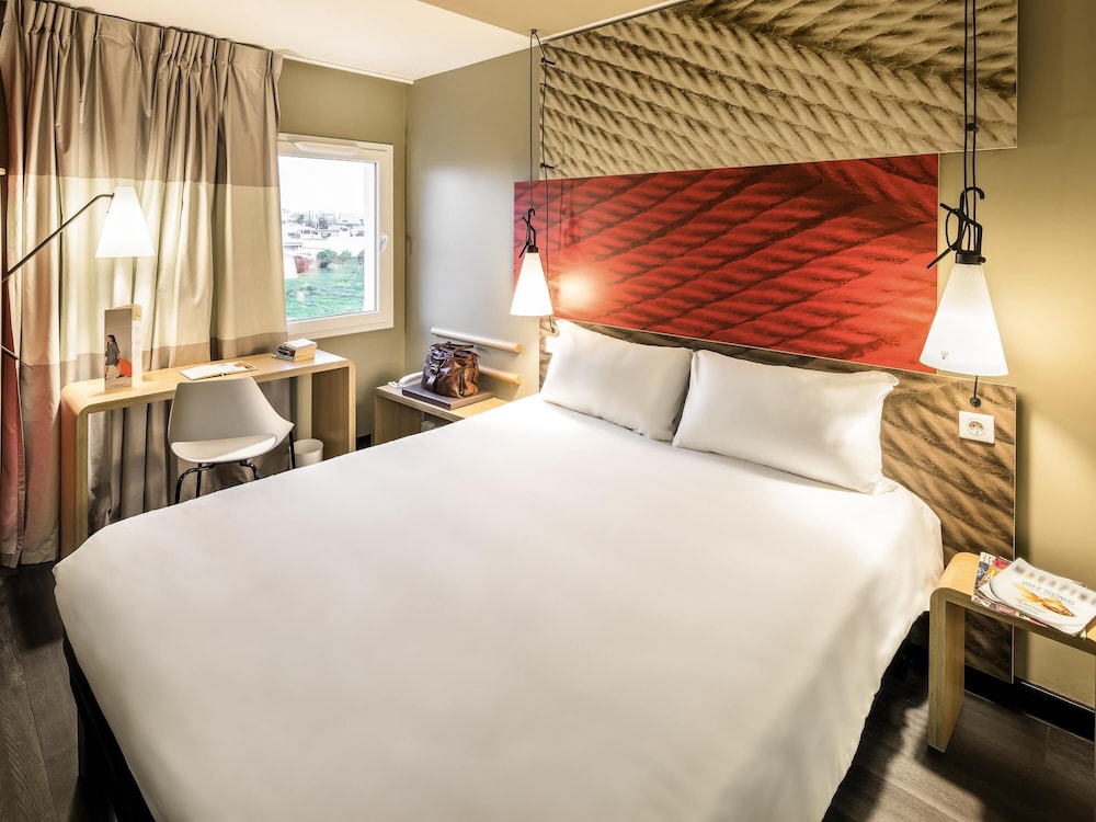 Ibis Faro Algarve 11/43