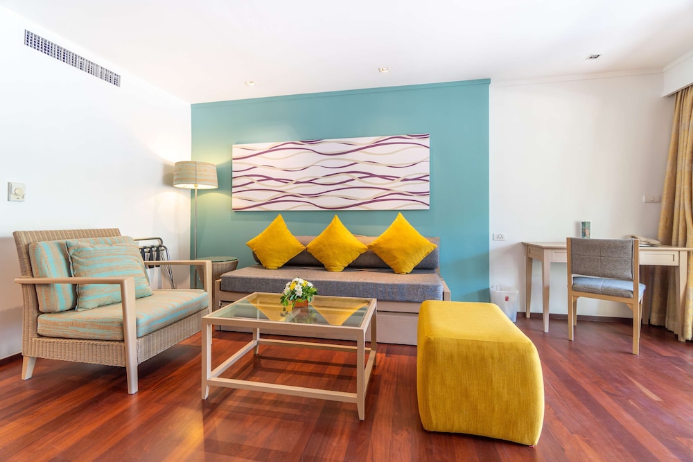 Radisson Resort and Suites Phuket 43/72
