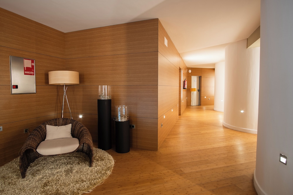 Ch Cabo de Gato Ex Valhalla Hotel and Spa 41/42