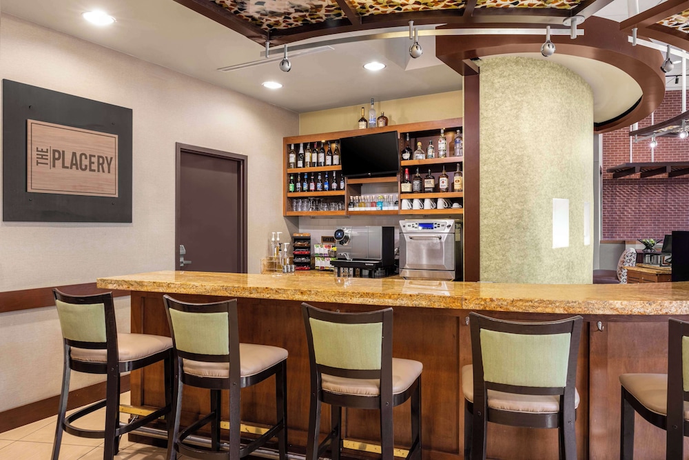 Hyatt Place Memphis/Germantown 50/64