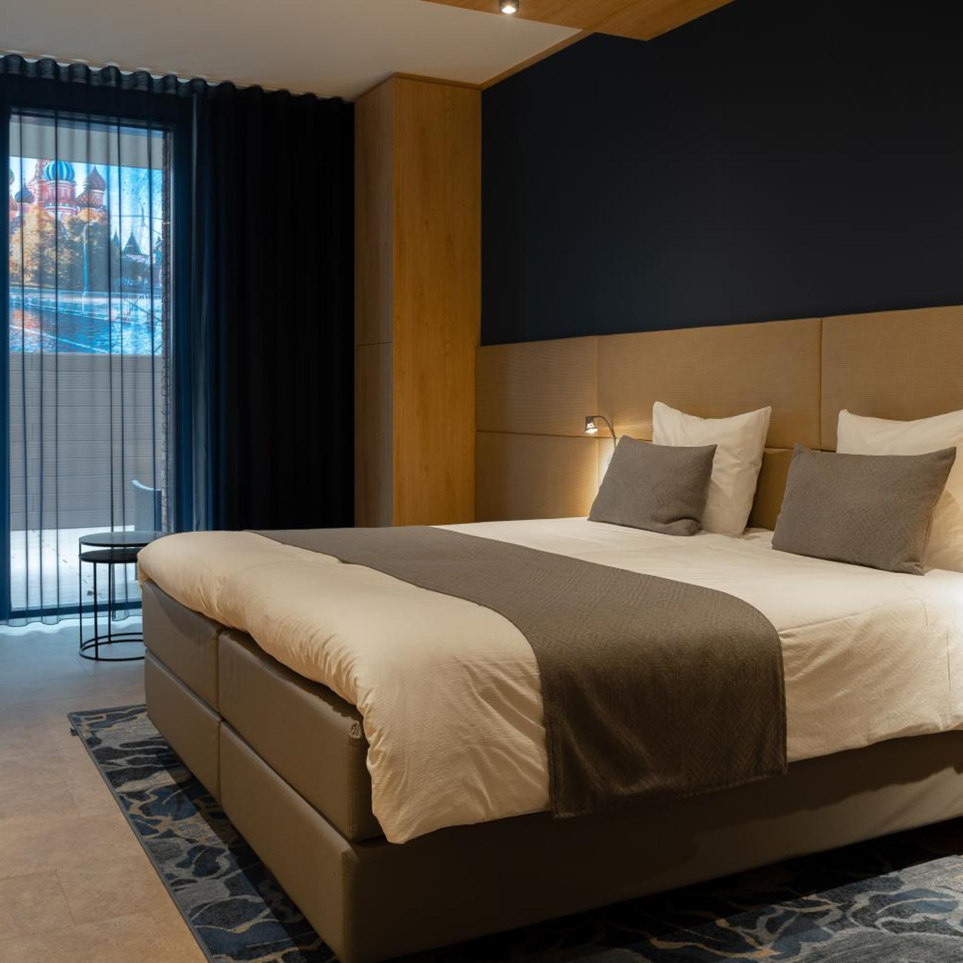 Standard, Double Bed