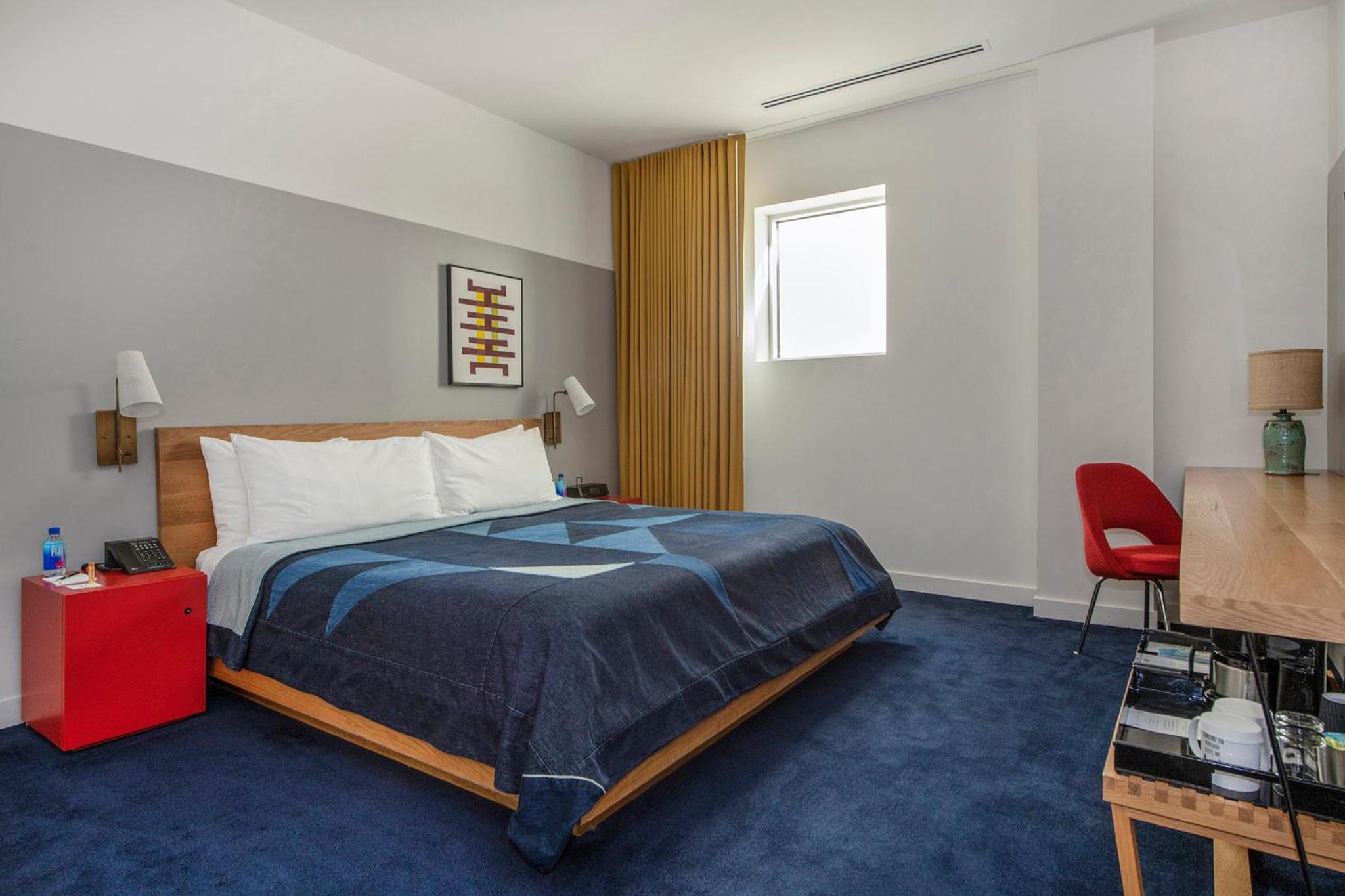Deluxe, King Bed, Cathedral View
