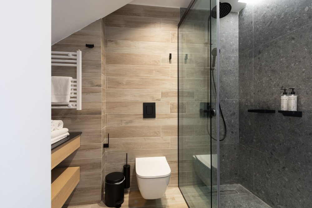LUX&EASY Athens Downtown Residences 42/50